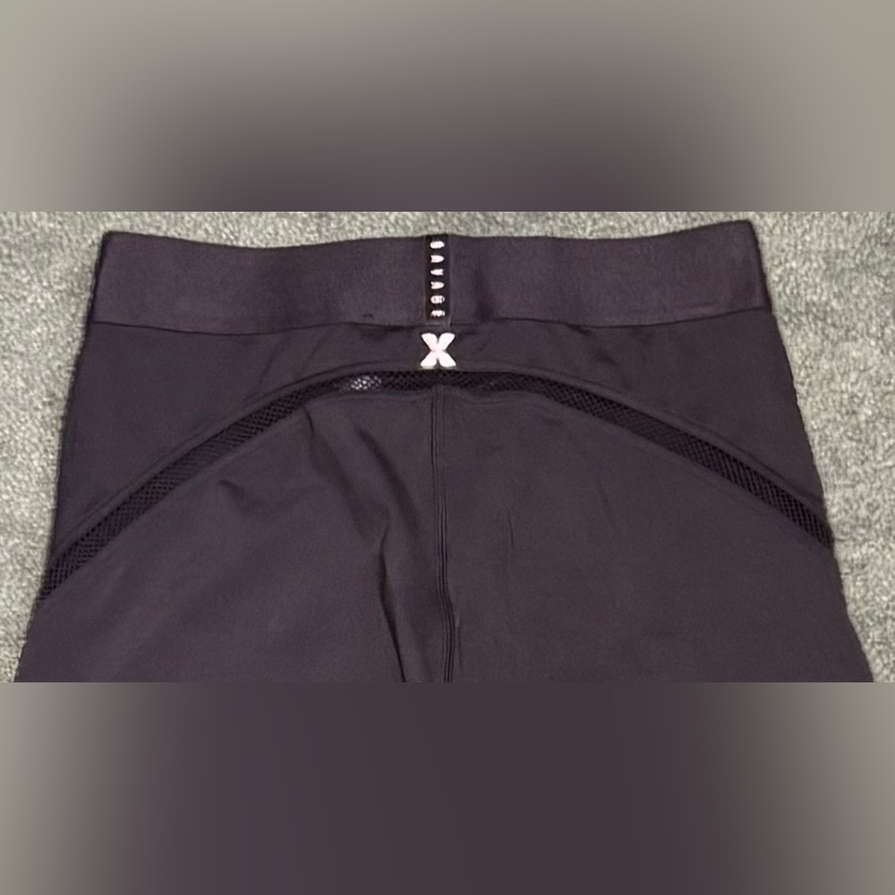 Savage X Fenty Flow High Waisted Trimmed Mesh Leggings MEDIUM - Picture 4 of 9